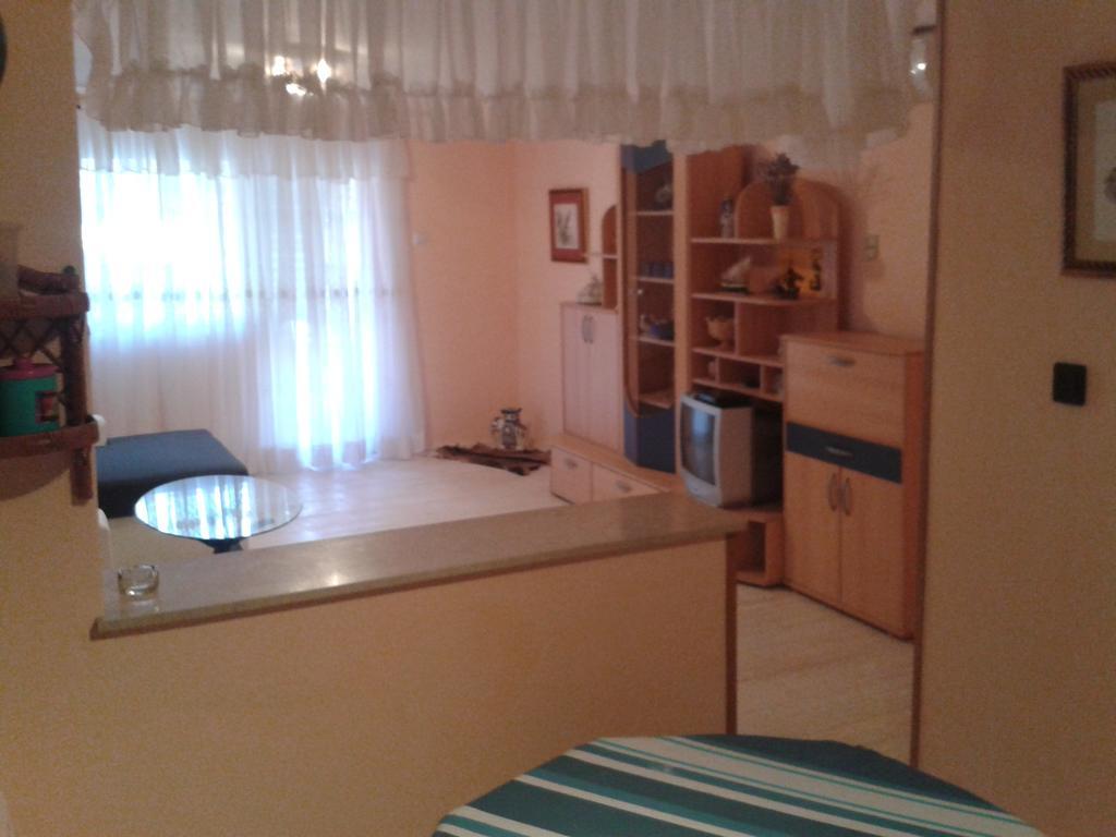 Apartmani Mira Vir Exterior foto